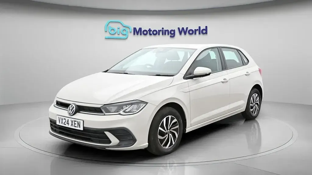 Käytetty VW Polo S 95 HP (69 kW) 2024 Harmaa Viistoperä