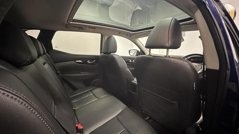 Used Nissan Qashqai Tekna 110 HP (80 kW) 2017 Blue SUV