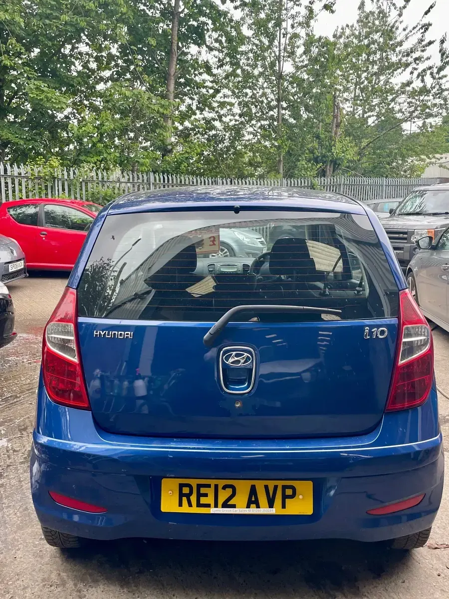 Used Hyundai i10 Classic 86 HP (63 kW) 2012 Blue Hatchback