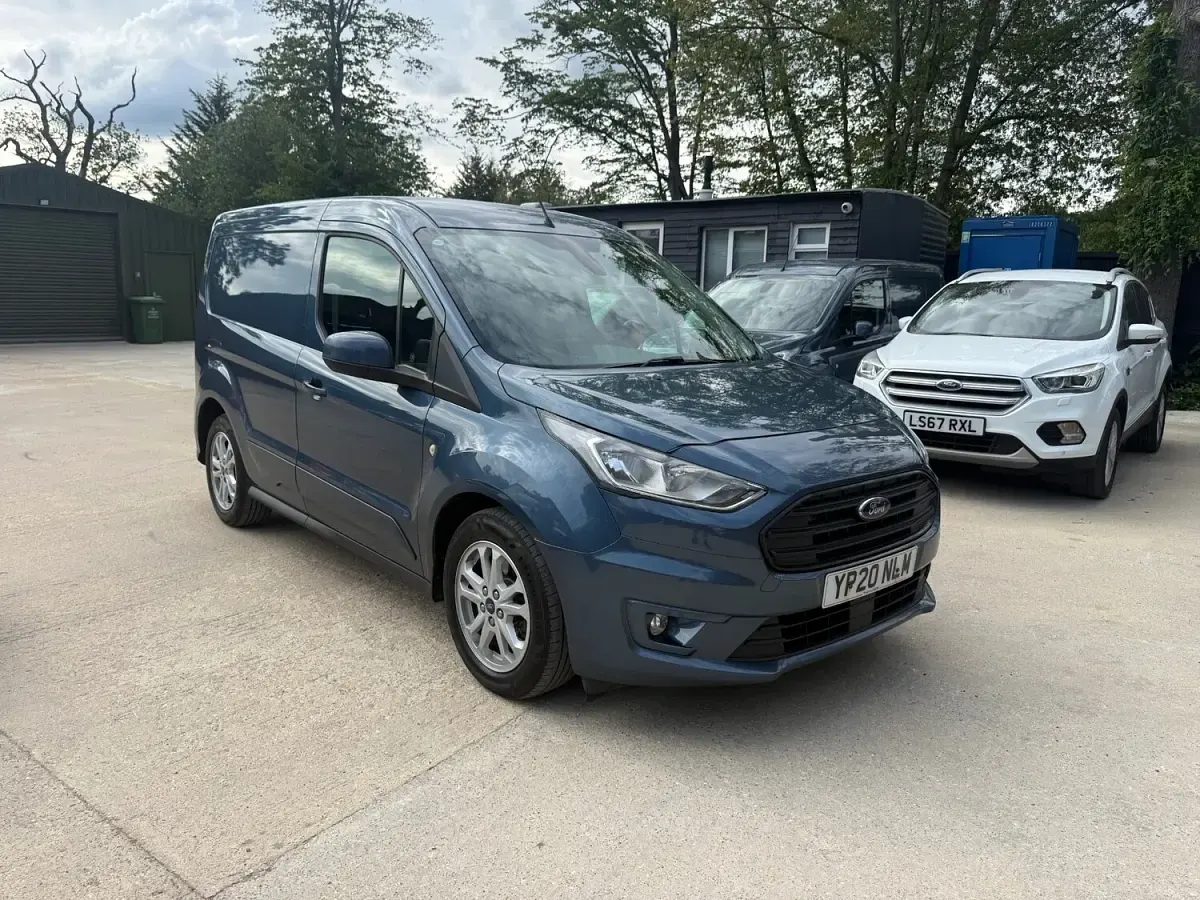 Used Ford Transit Connect Limited 120 HP (88 kW) 2020 Blue MPV