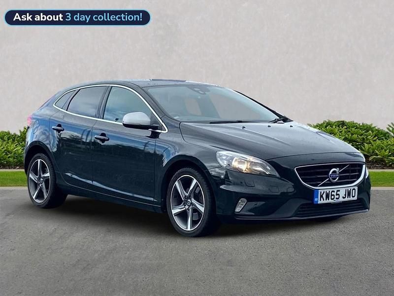 Black Used 2015 Volvo V40 R-Design Estate | £9,250 (Fair price) - Image 1/4