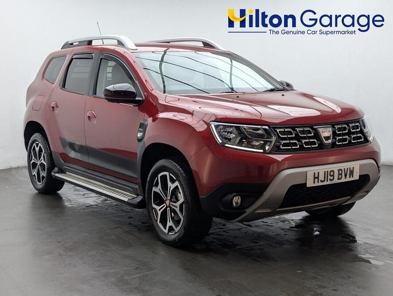 Red Used 2019 Dacia Duster Hatchback | £11,950 (Fair price) - Image 1/4