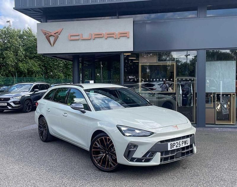 Taiga grey New 2025 Cupra Leon Estate | £32,990 (Expensive) - Image 1/4