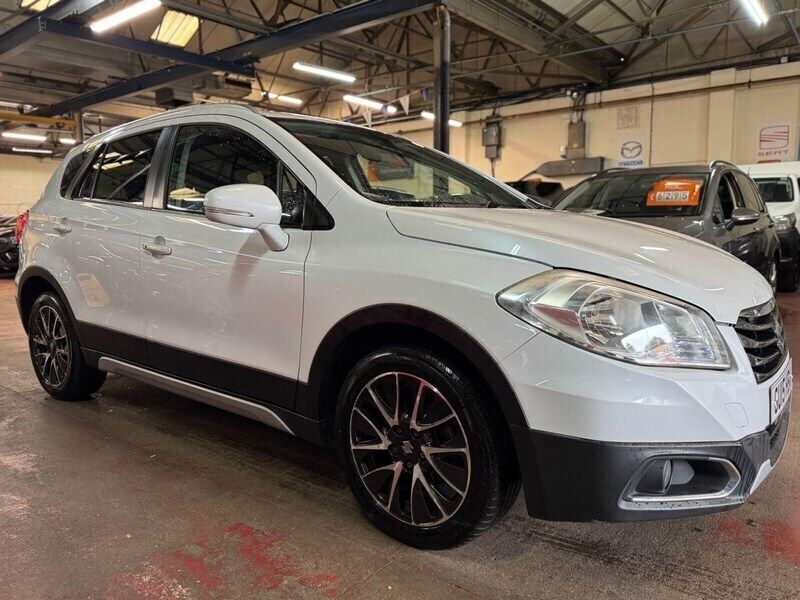 White Used 2015 Suzuki SX4 S-Cross SZ-T SUV | £3,400 (Good price) - Image 1/4