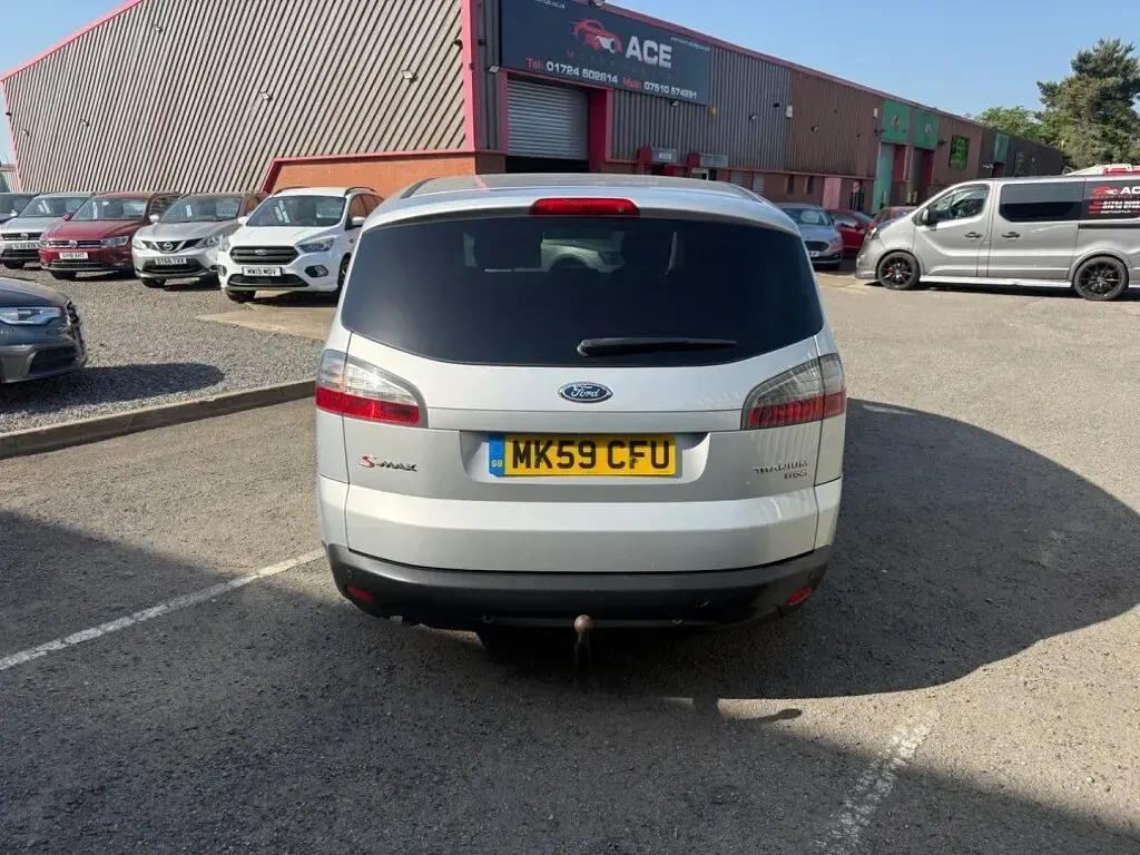 Used Ford S-MAX Titanium 2009 Silver MPV