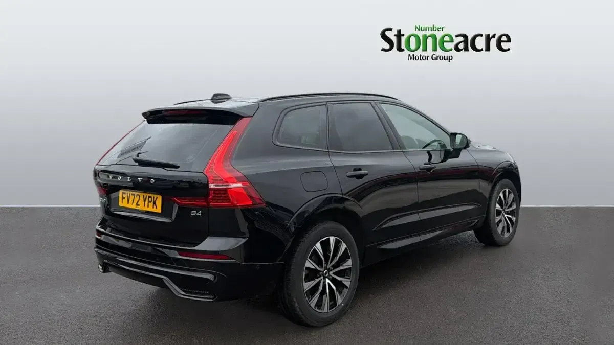 Used Volvo XC60 Plus 197 HP (144 kW) 2023 Black SUV