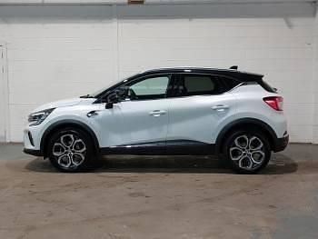 Used Renault Captur Techno 91 HP (66 kW) 2022 White SUV