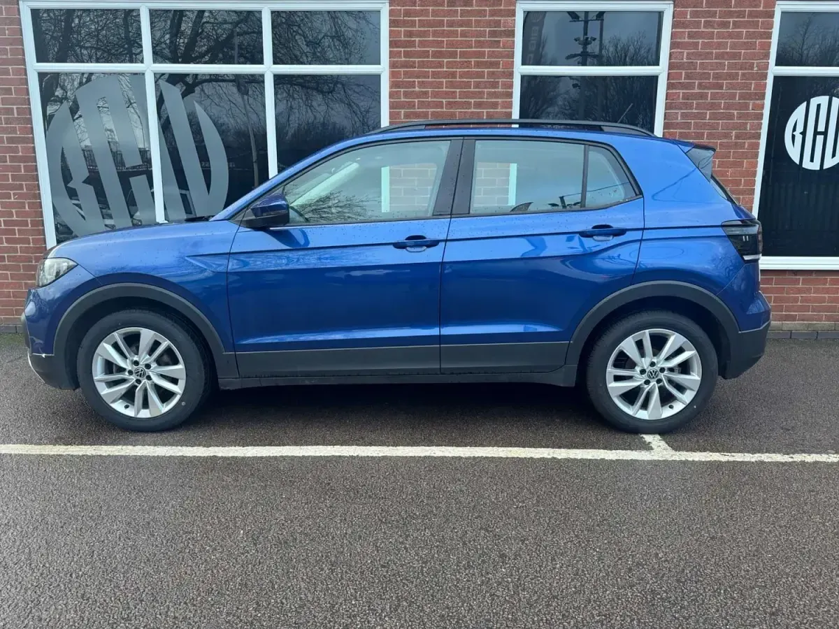 Używany VW T-Cross SE 2021 Niebieski SUV