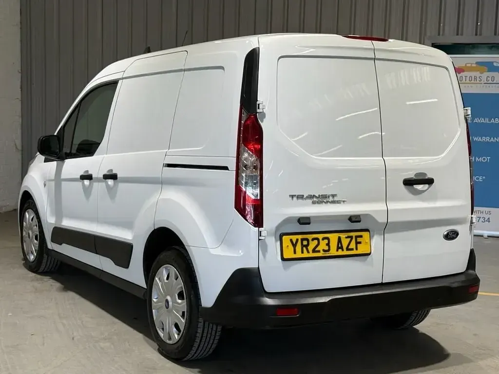 Begagnad Ford Transit Connect Trend 100 HK (73 kW) 2023 Vit Minibuss