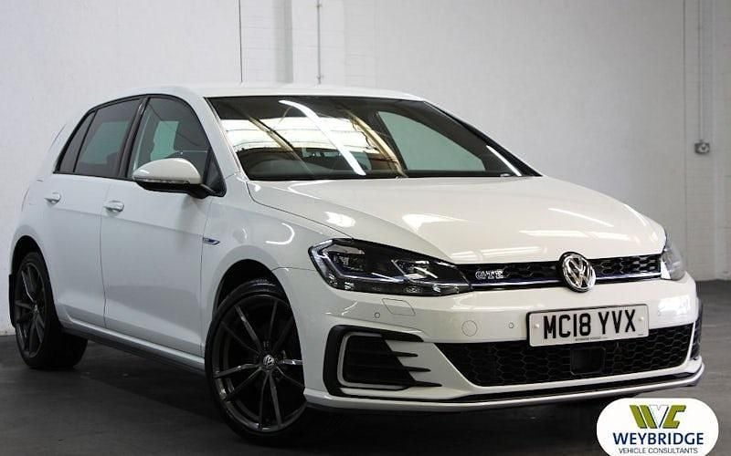 Second-hand VW Golf VII Advance 204 CP (150 kW) 2020 Hatchback