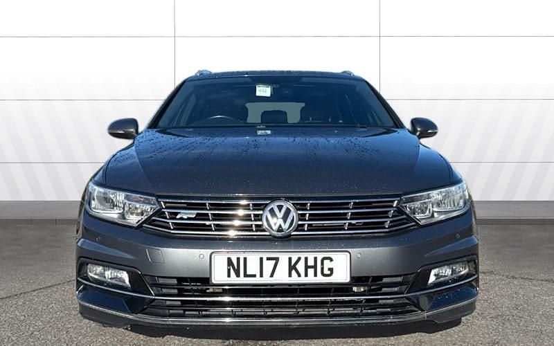 Used VW Passat R-line 150 HP (110 kW) 2019 Estate
