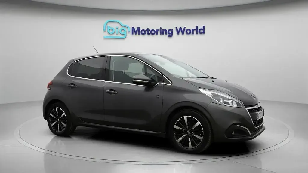 Used Peugeot 208 S 82 HP (60 kW) 2019 Hatchback
