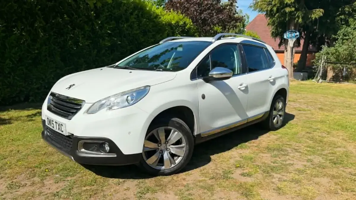Used Peugeot 2008 Crossway 2015 White SUV