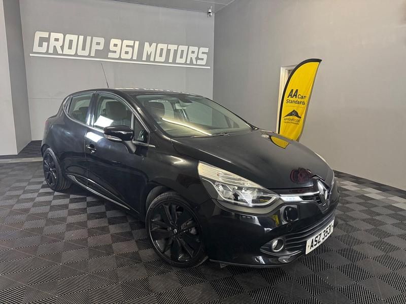 Used Renault Clio IV Dynamique 90 HP (66 kW) 2013 Black Hatchback