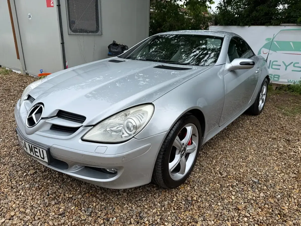 Used Mercedes SLK350 272 HP (200 kW) 2005 Silver Cabriolet