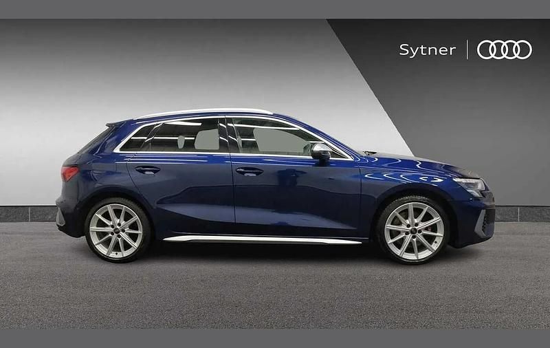 Used Audi S3 Sportback Comfort 306 HP (225 kW) 2022 Blue Hatchback