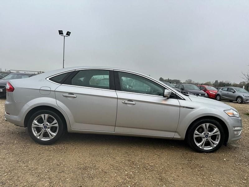 Used Ford Mondeo Titanium 2011 Silver Hatchback