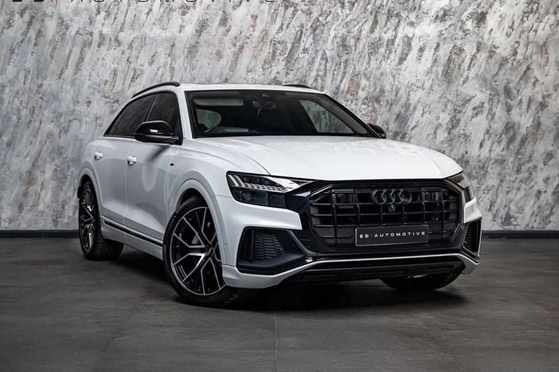 Used Audi Q8 Advanced 286 HP (210 kW) 2018 White SUV