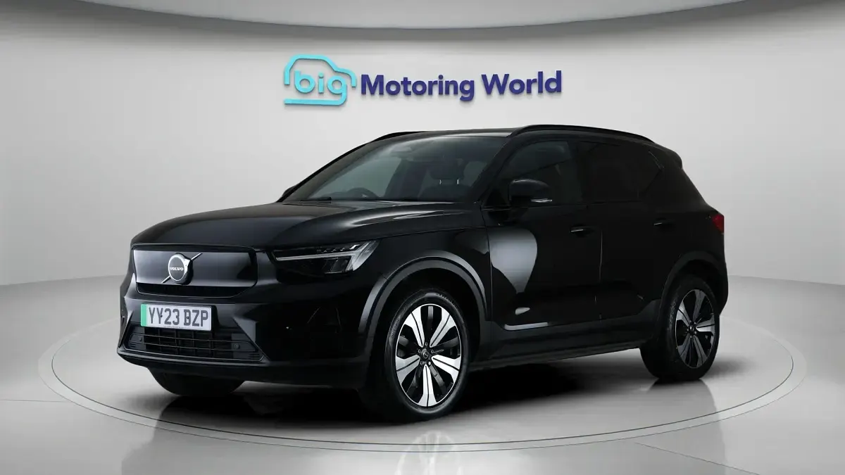 Used Volvo XC40 Core 300 kW (408 HP) 2022 Black SUV