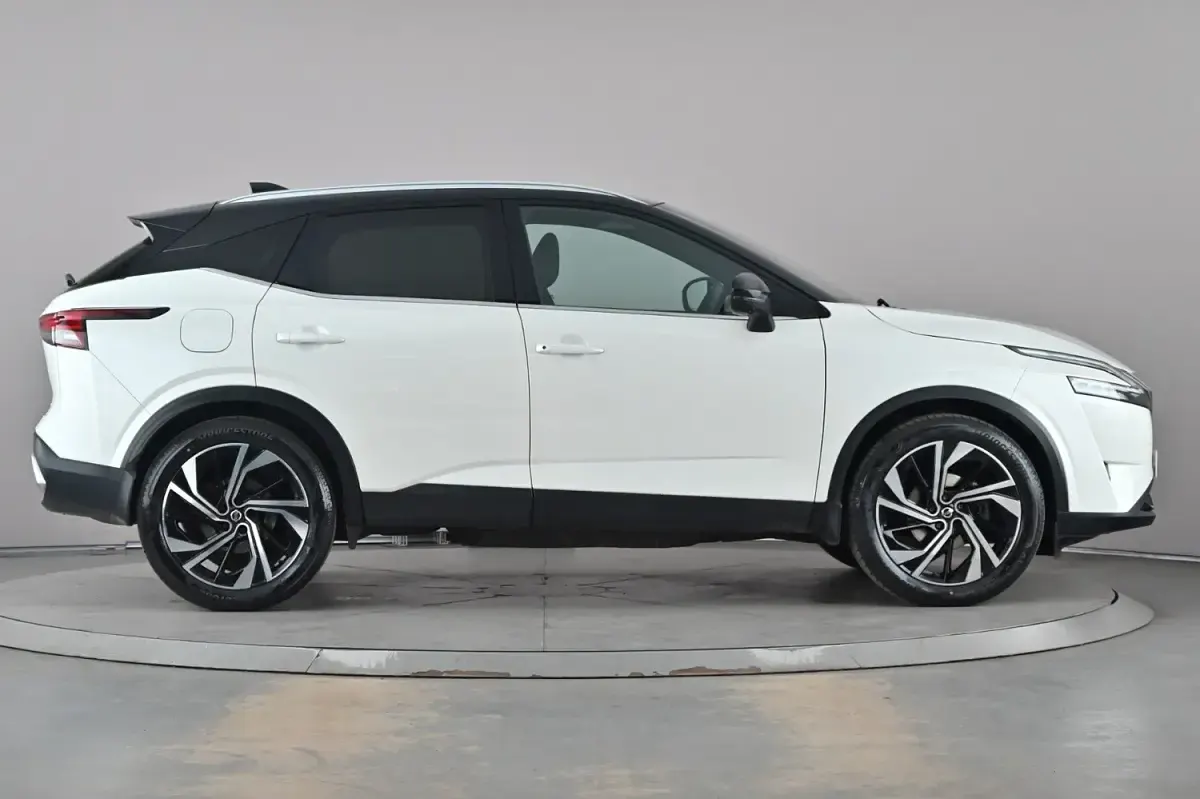 Used Nissan Qashqai Tekna+ 158 HP (116 kW) 2021 White SUV