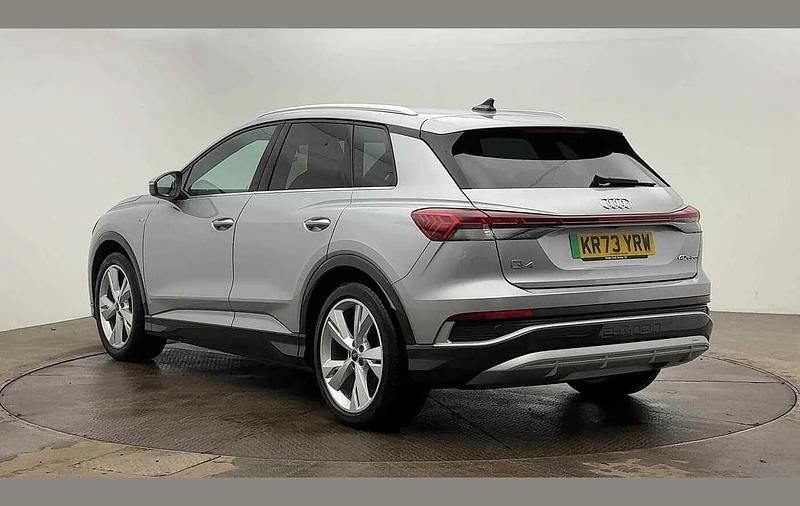 Used Audi Q4 e-tron S-Line 150 kW (204 HP) 2023 Silver SUV