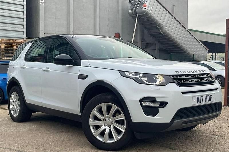 White Used 2016 Land Rover Discovery Sport SE SUV | £10,800 (Fair price) - Image 1/1