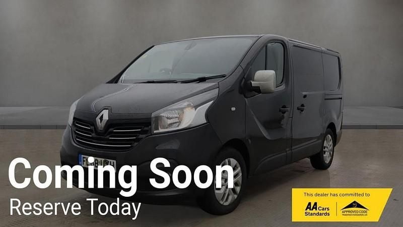 Used Renault Trafic 2018 Black MPV