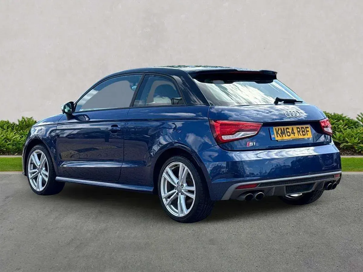 Usado Audi A1 Advanced 256 HP (188 kW) 2014 Azul Citadino