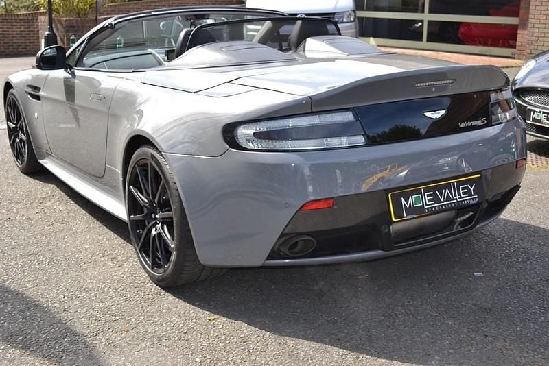 Used Aston Martin V12 Vantage 573 HP (421 kW) 2016 China grey Cabriolet