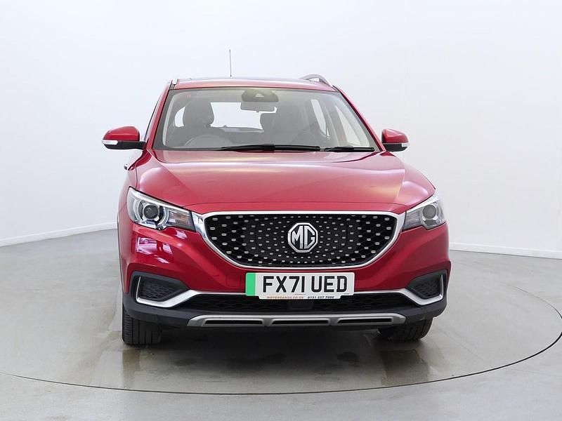 Used MG ZS Exclusive 105 kW (143 HP) 2021 Red SUV