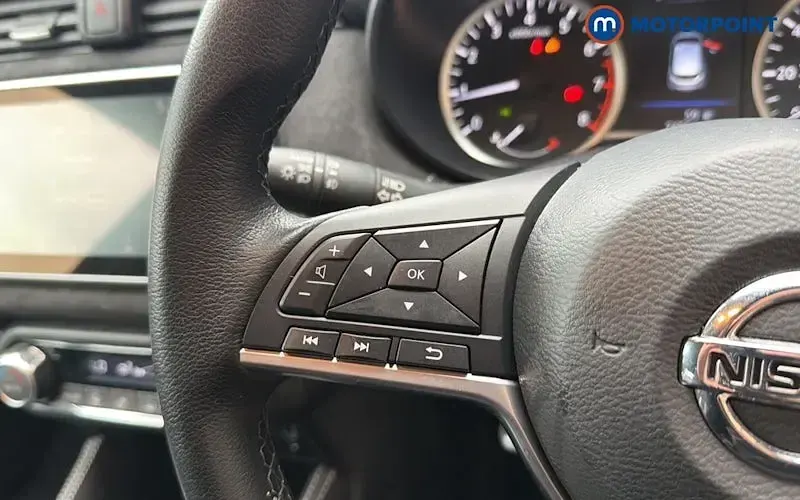 Used Nissan Micra 92 HP (67 kW) 2021 Blue Hatchback