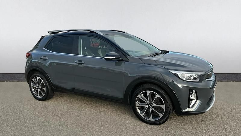 Grey Used 2021 Kia Stonic 4 SUV | £12,698 (Fair price) - Image 1/4