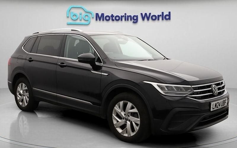 Used 2024 VW Tiguan Allspace S SUV | £25,800 (Fair price) - Image 1/4