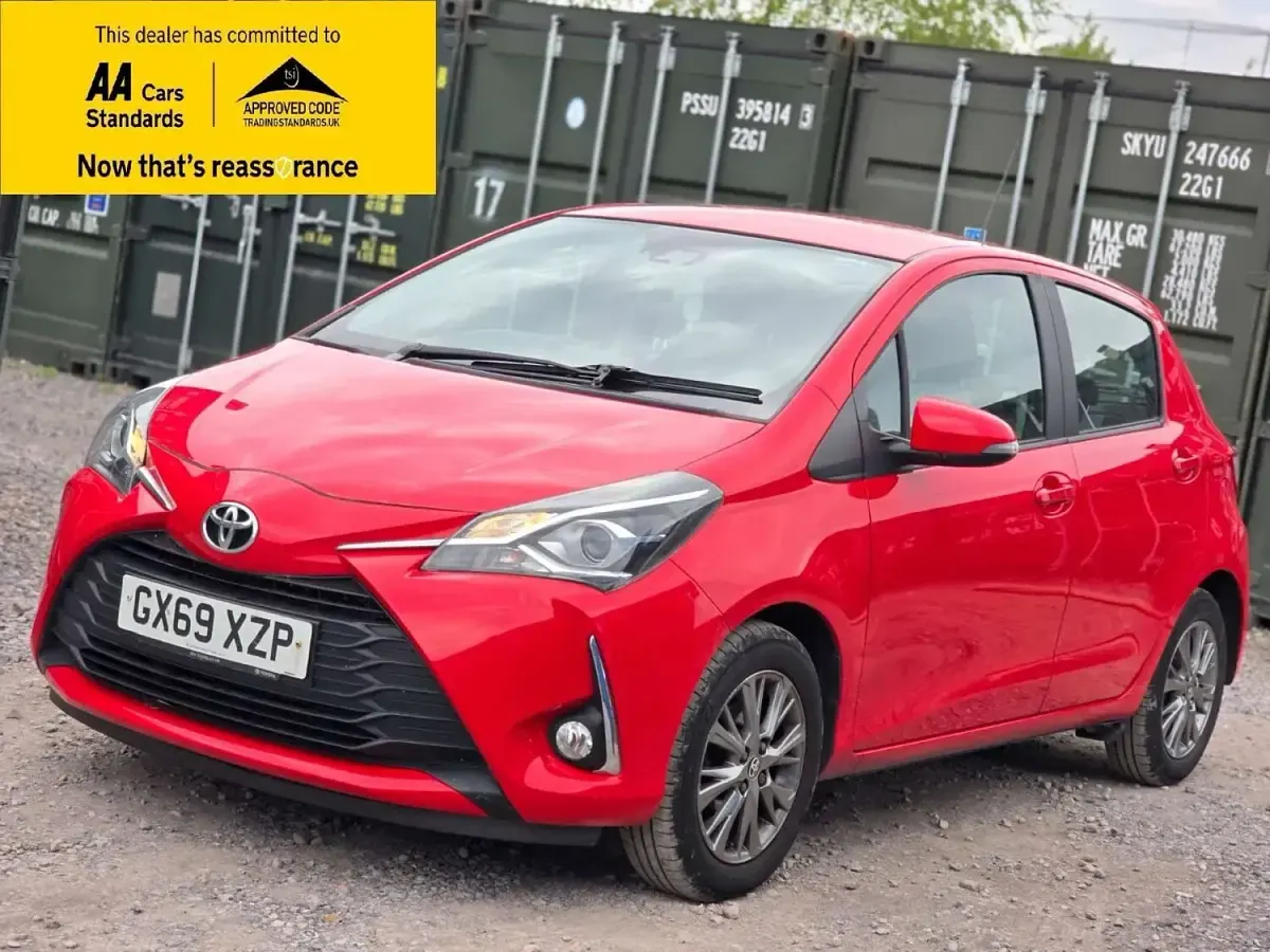 Used Toyota Yaris 120 HP (88 kW) 2020 Red Hatchback