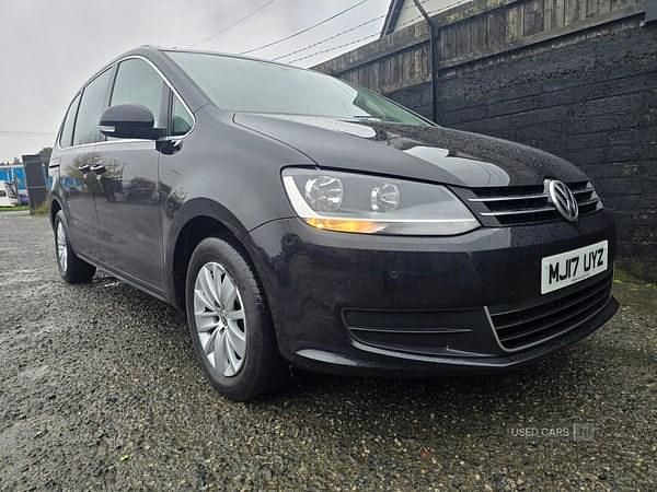 Black Used 2017 VW Sharan SE MPV | £12,850 (Fair price) - Image 1/4