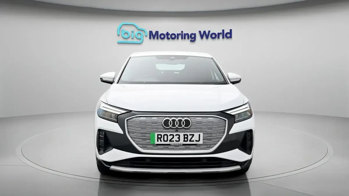 Used Audi Q4 Sportback e-tron Sport 150 kW (204 HP) 2023 White SUV