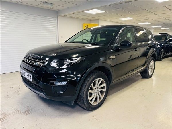 Black Used 2017 Land Rover Discovery Sport SE SUV | £13,500 (Good price) - Image 1/1