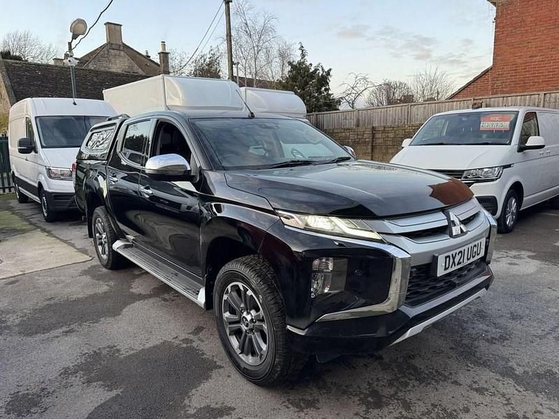 Black Used 2021 Mitsubishi L200 Pickup | £12,995 (Fair price) - Image 1/4