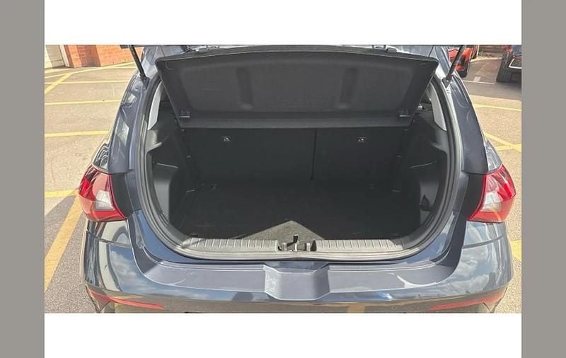 Begagnad Hyundai i20 90 HK (66 kW) 2025 Other Halvkombi