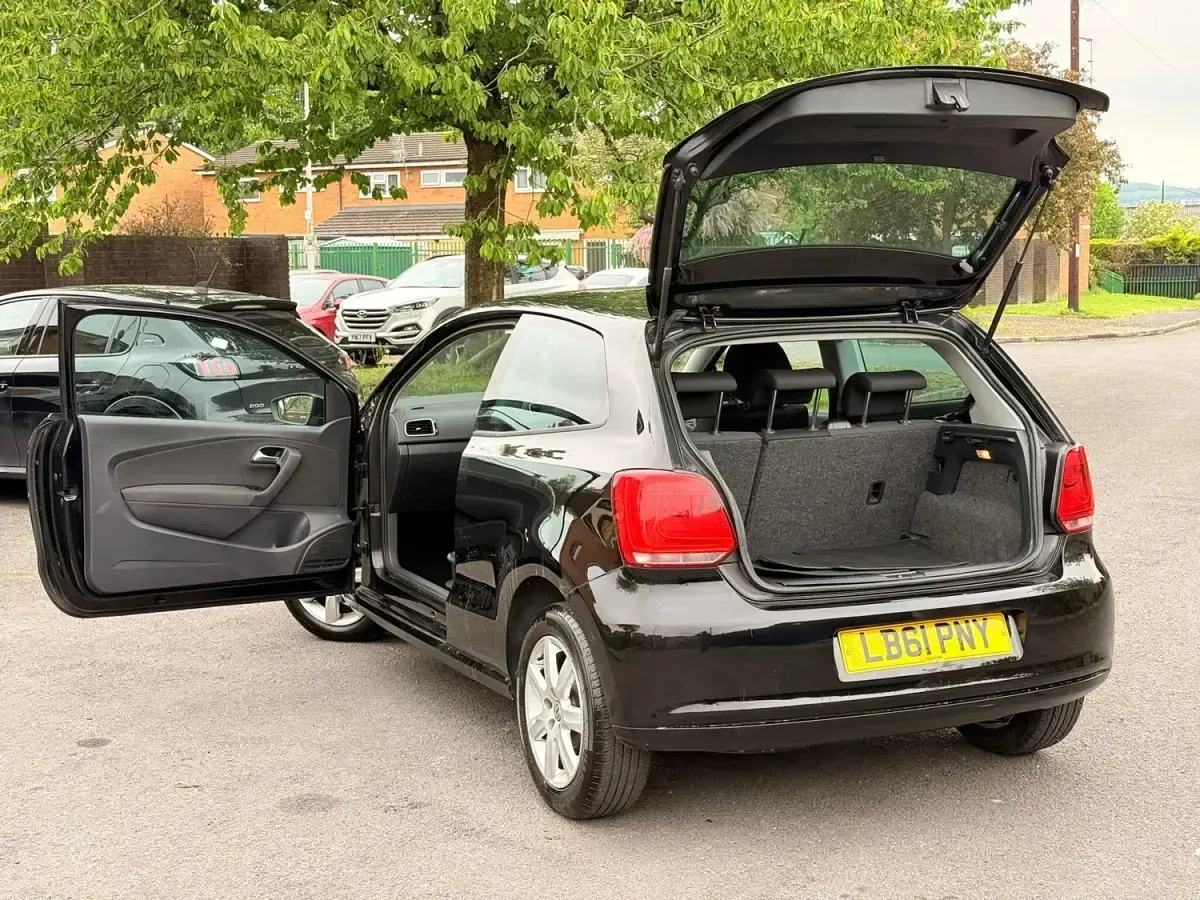 Usado VW Polo Match 60 HP (44 kW) 2012 Preto Citadino
