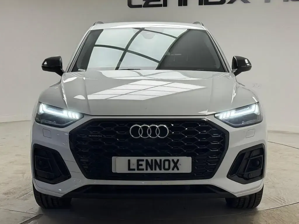 Used Audi Q5 Sportback Performance 261 HP (191 kW) 2022 White SUV