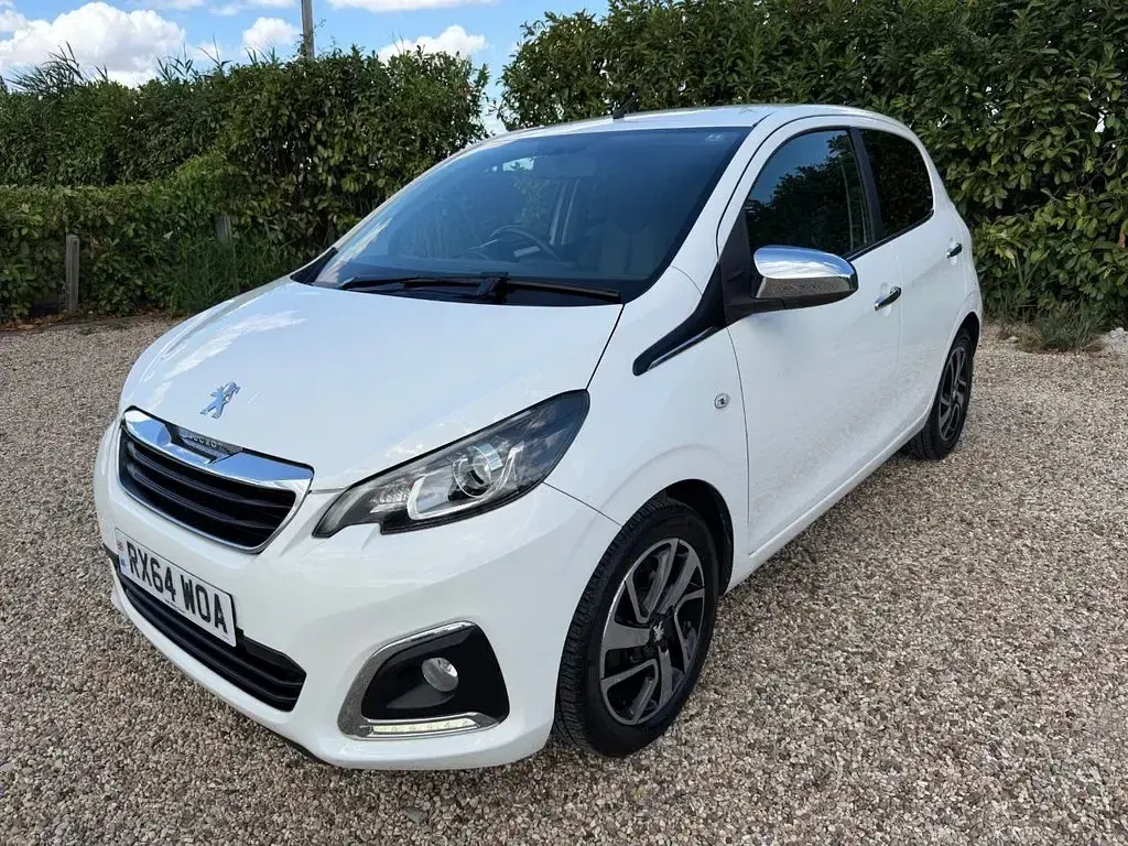 Used Peugeot 108 82 HP (60 kW) 2014 White Hatchback