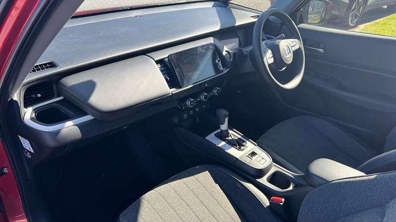 Used Honda Jazz Hybrid 109 HP (80 kW) 2022 Red Hatchback