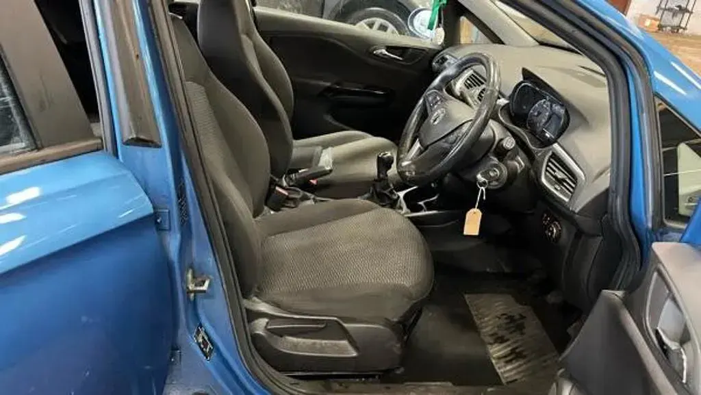 Used Vauxhall Corsa 75 HP (55 kW) 2017 Hatchback