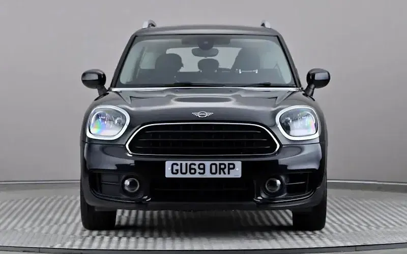 Used Mini Cooper Classic 136 HP (100 kW) 2019 Black Hatchback