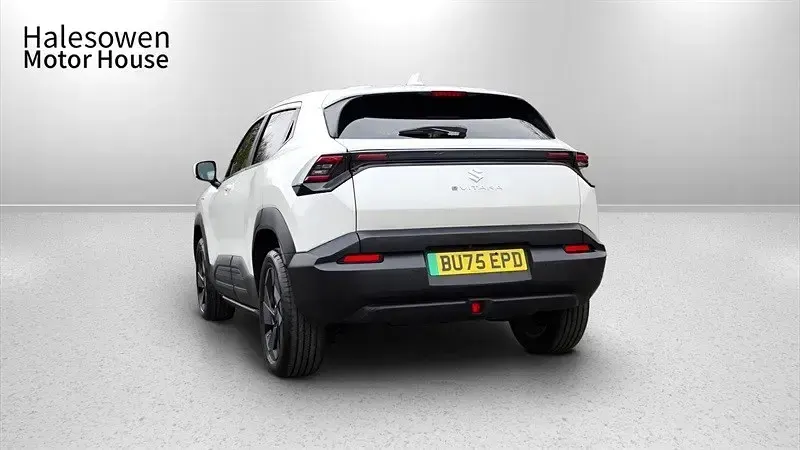 Used Suzuki e-Vitara 127 kW (174 HP) 2025 White SUV