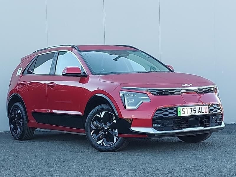 Metallic runway red New 2025 Kia e-Niro SUV | £29,998 (Expensive) - Image 1/4