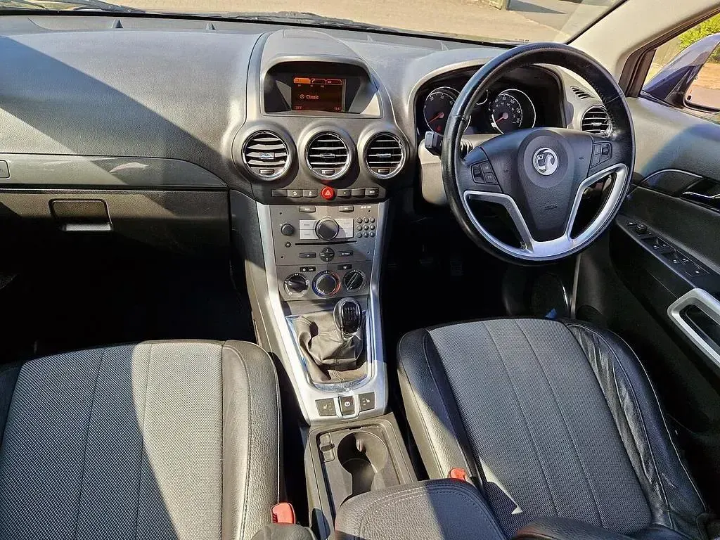 Used Vauxhall Antara S 163 HP (119 kW) 2016 Grey SUV