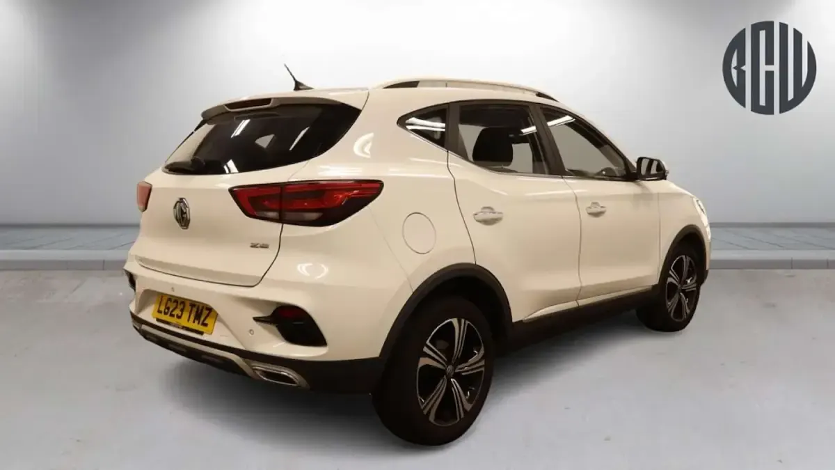 Used MG ZS Excite 106 HP (77 kW) 2023 White SUV
