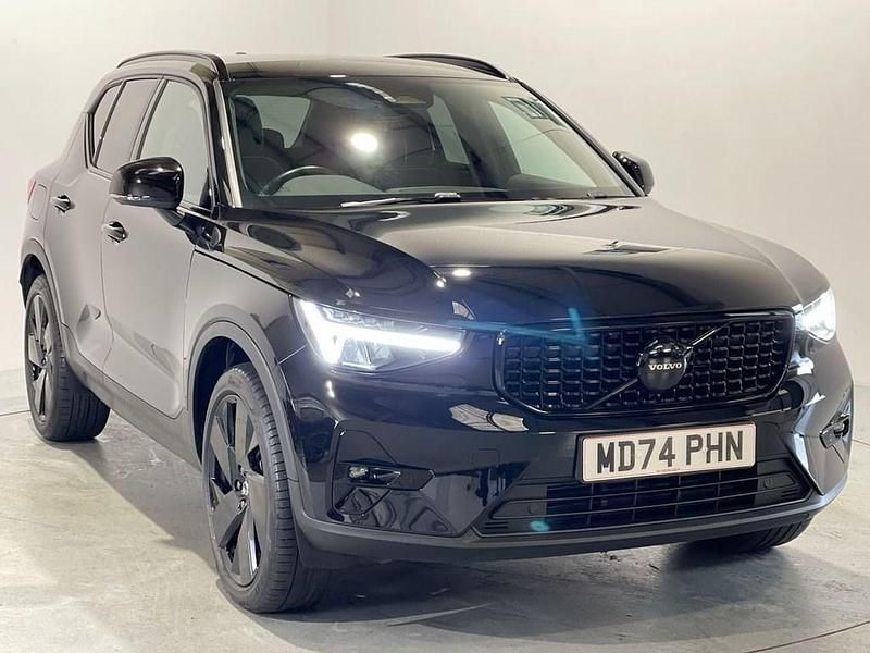 Black Used 2024 Volvo XC40 Plus SUV | £33,599 (A bit pricey) - Image 1/4